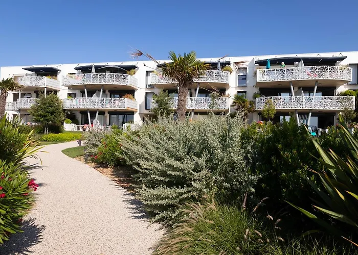 Le Rêve, Les Pieds Dans L'eau, Face à L'ile De Ré * La Tranche-sur-Mer