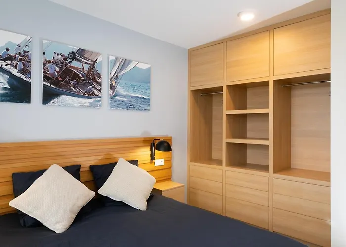 Le Rêve, Les Pieds Dans L'eau, Face à L'ile De Ré