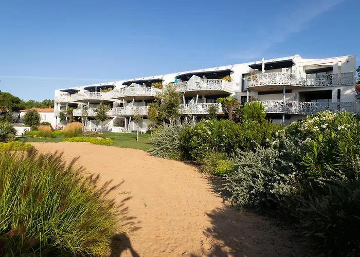 Le Reve, Les Pieds Dans L'eau, Face A L'ile De Re * ラ・トランシュ・シュル・メール